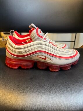 Nike Air Vapor Max '97 Atmosphere Red BV1153-002 Youth Size 6.5 / Women's 8